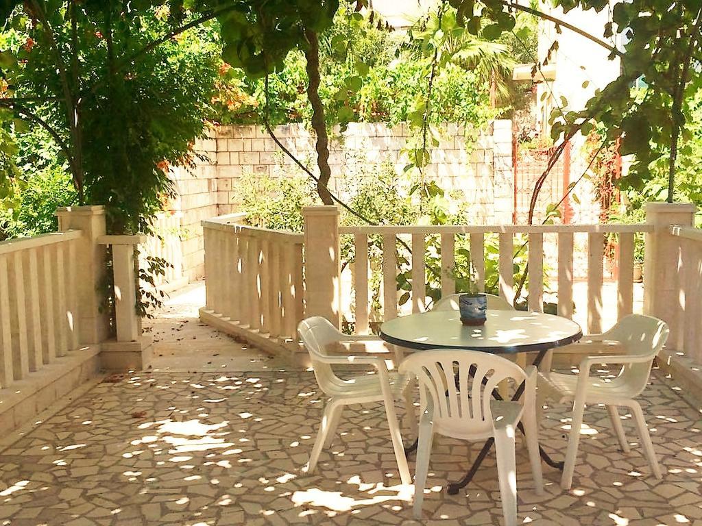 Guest House Vila Eli Herceg Novi Buitenkant foto