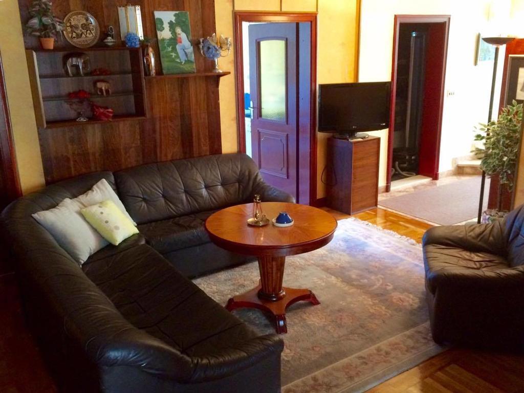 Guest House Vila Eli Herceg Novi Buitenkant foto